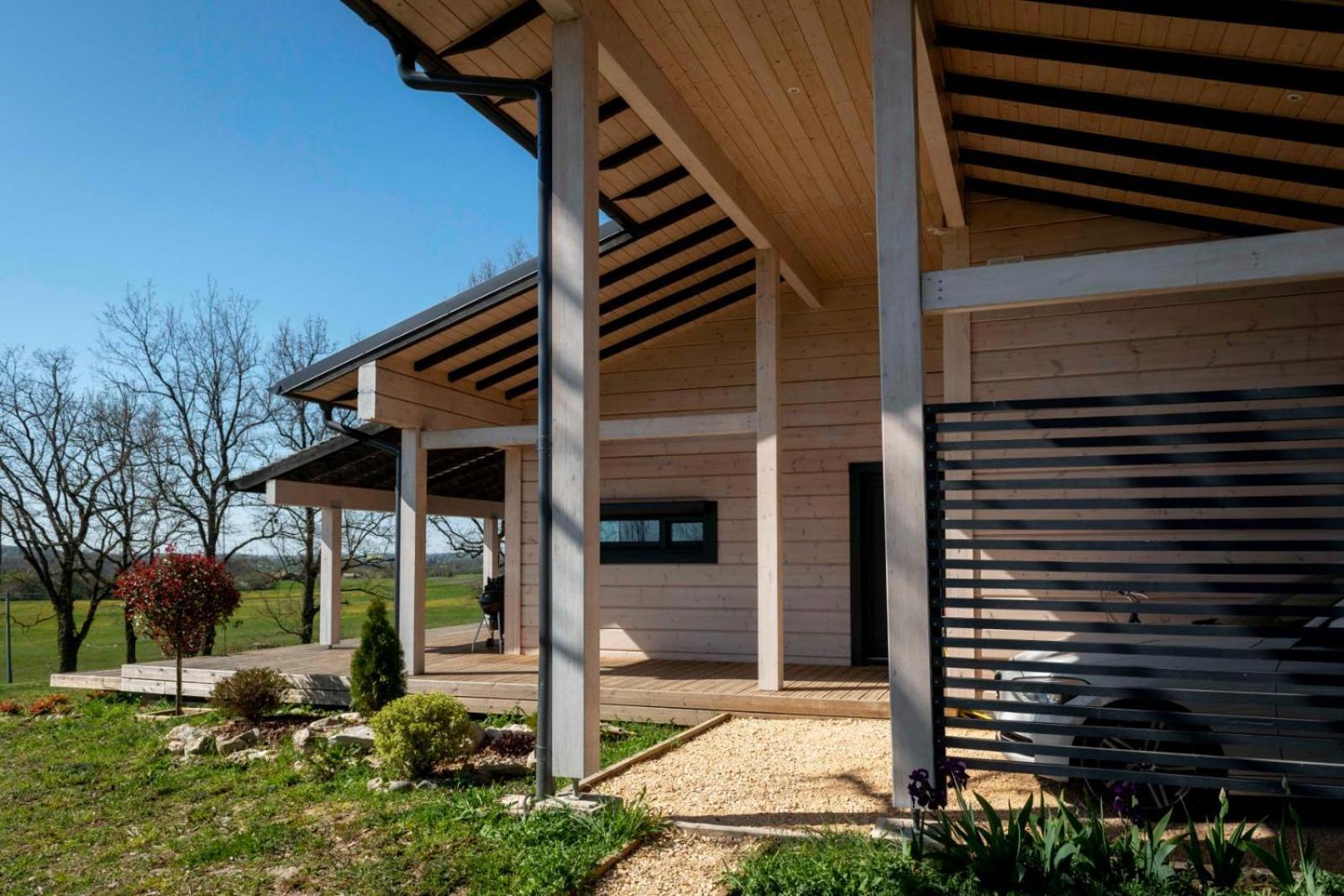 מונפלאנקן Maison Ecologique De Qualite Superieure מראה חיצוני תמונה